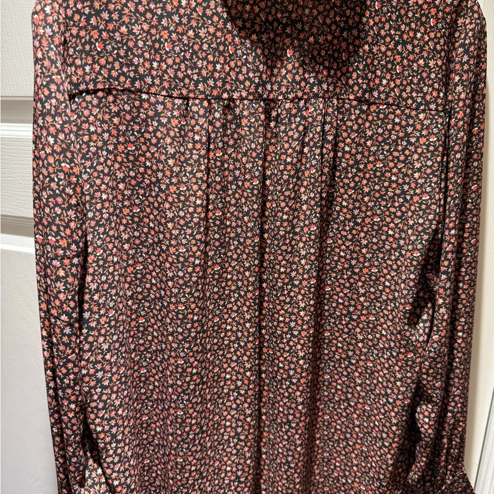LOFT Red and Black Patterned Shirt - Picture 2 of 4